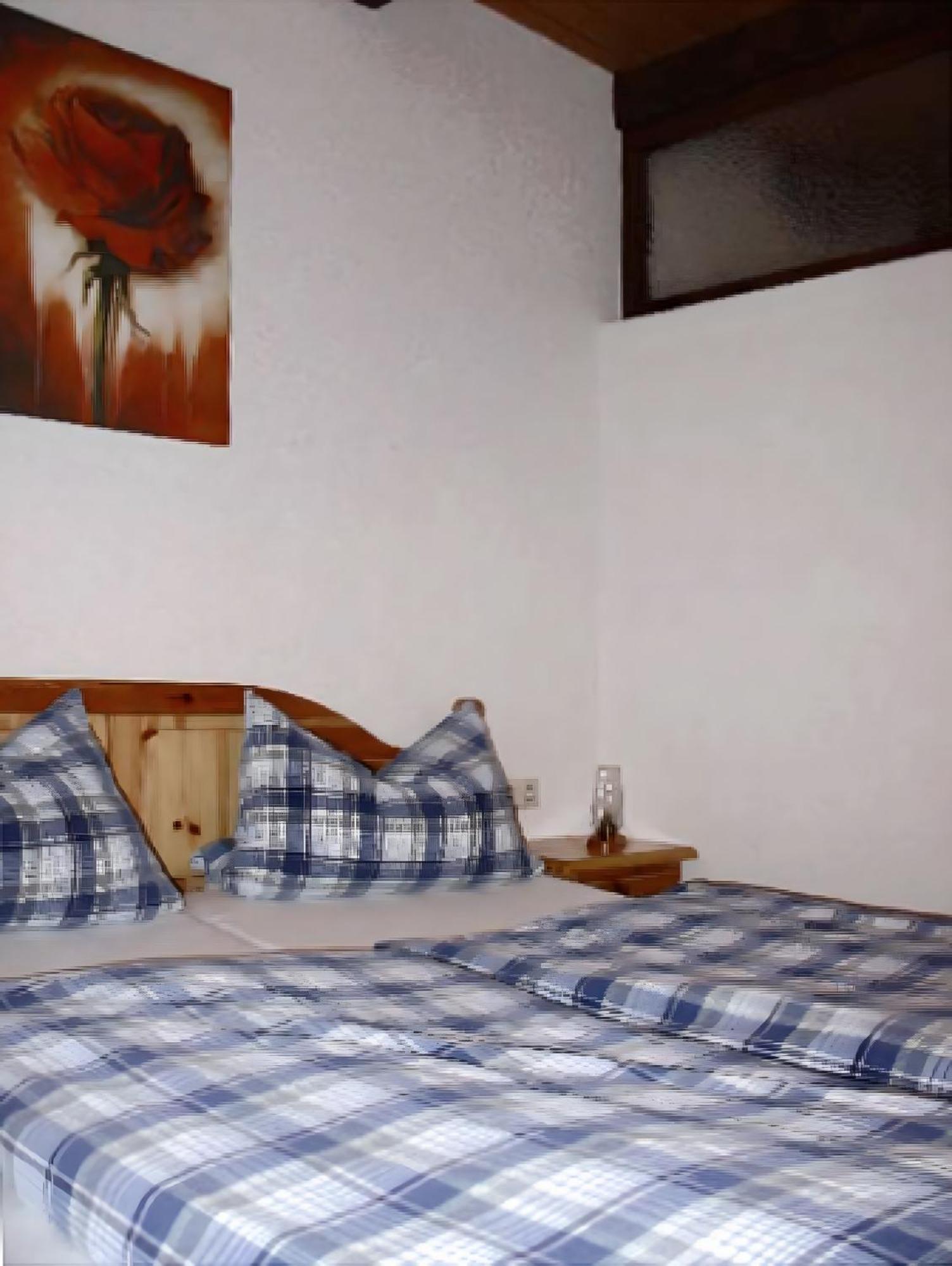 Uhlhof Apartment Neuenbach Екстериор снимка