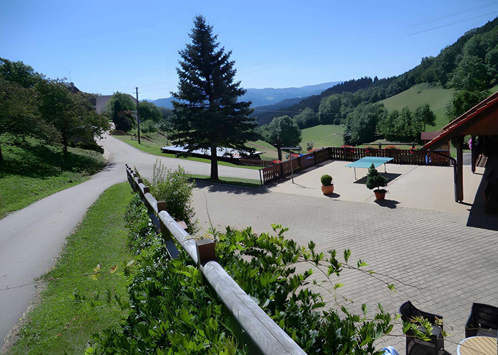Uhlhof Apartment Neuenbach Екстериор снимка